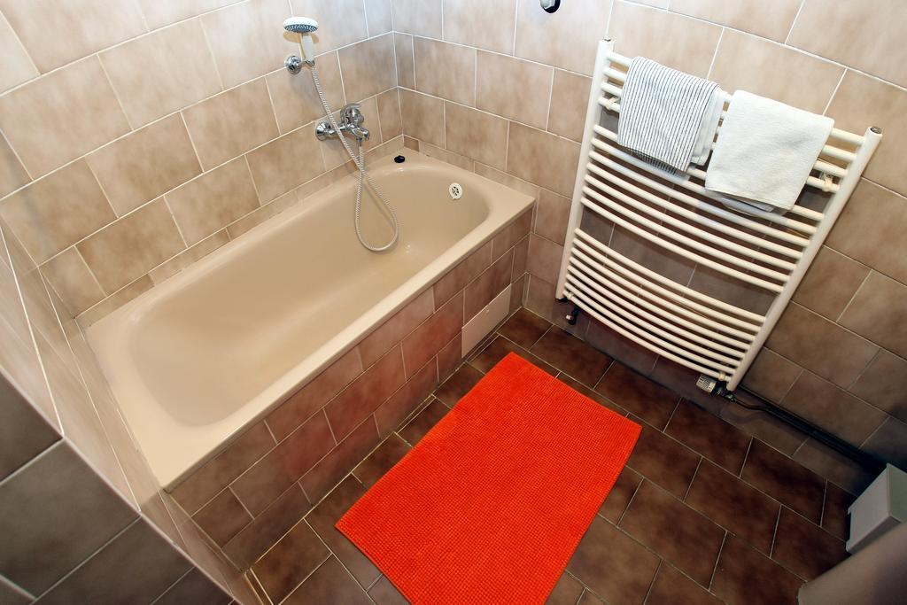 Hotel Family à Domažlice Extérieur photo
