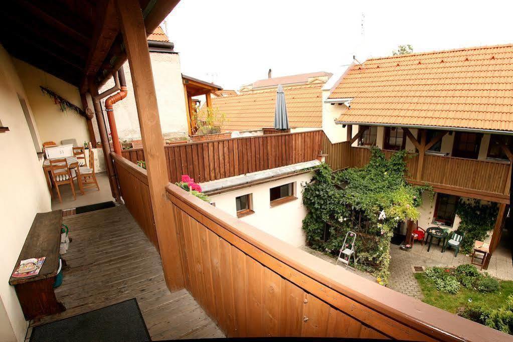 Hotel Family à Domažlice Extérieur photo