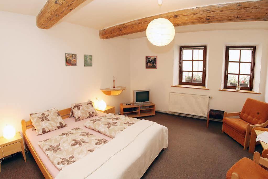 Hotel Family à Domažlice Extérieur photo
