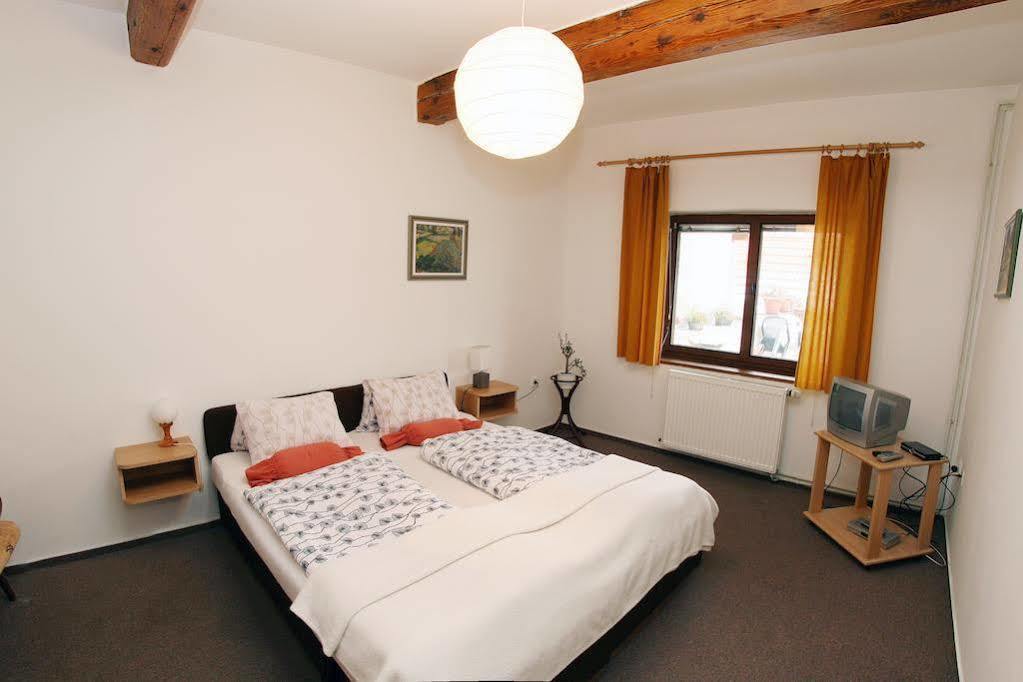 Hotel Family à Domažlice Extérieur photo